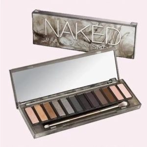 Urban Decay Naked Smoky Palette